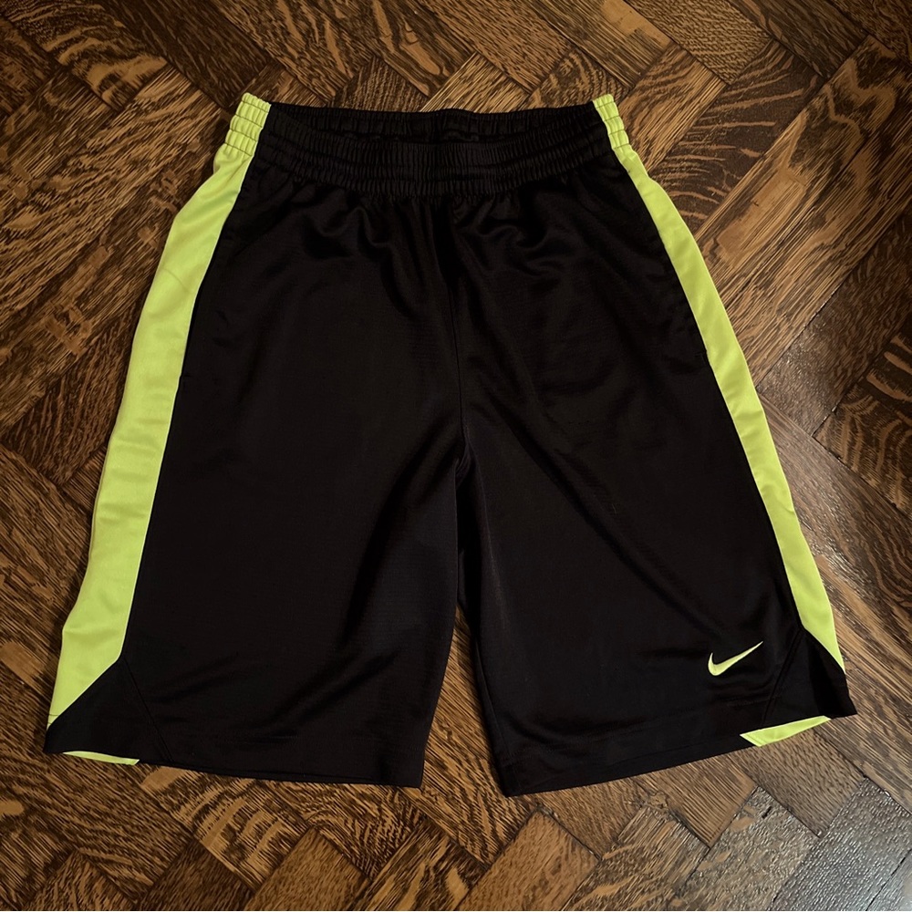 NIKE Men’s Black Yellow Fluorescent Shorts Size Small